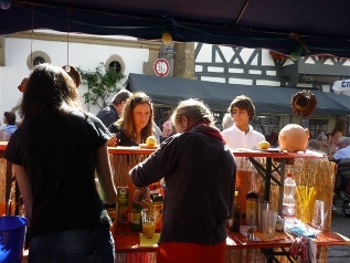 Bericht_2012_Dorffest1